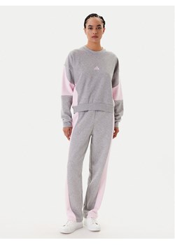 adidas Dres Laziday JD2670 Szary Regular Fit ze sklepu MODIVO w kategorii Dresy damskie - zdjęcie 184553473
