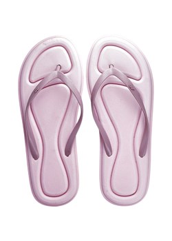 Klapki, japonki 4FMM00FFLIF020A Wm's 4F ze sklepu SPORT-SHOP.pl w kategorii Klapki damskie - zdjęcie 184560042