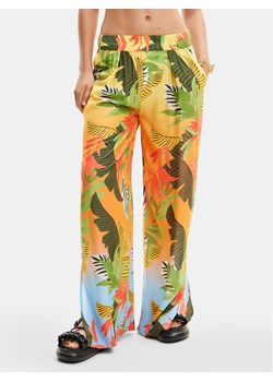 Desigual Spodnie materiałowe Tropical Party 24SWMW21 Kolorowy Loose Fit ze sklepu MODIVO w kategorii Spodnie damskie - zdjęcie 184560720