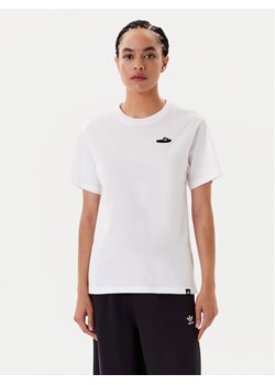 adidas T-Shirt Slide Graphic JY8687 Biały Regular Fit ze sklepu MODIVO w kategorii Bluzki damskie - zdjęcie 184562263