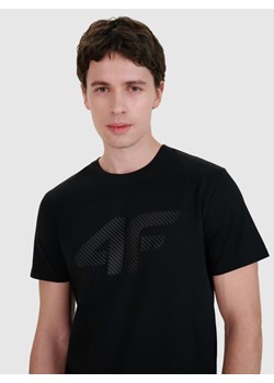 Męski t-shirt z nadrukiem 4F 4FWMM00TTSHM2257 - czarny ze sklepu Sportstylestory.com w kategorii T-shirty męskie - zdjęcie 184564102