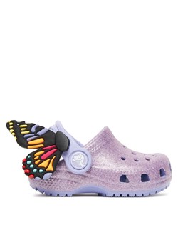 Crocs Klapki Toddler Classic IAM Butterfly Clog 210018 Fioletowy ze sklepu MODIVO w kategorii Klapki dziecięce - zdjęcie 184567993