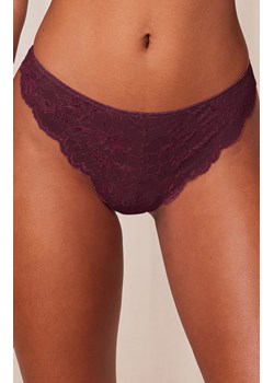Triumph figi brazylijskie Amourette Charm Highleg 10218296-00EG, Kolor burgund, Rozmiar 36, Triumph ze sklepu Intymna w kategorii Majtki damskie - zdjęcie 184570234