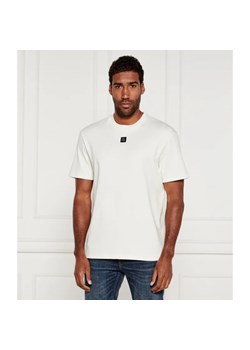 HUGO T-shirt Dalile | Regular Fit ze sklepu Gomez Fashion Store w kategorii T-shirty męskie - zdjęcie 184573244