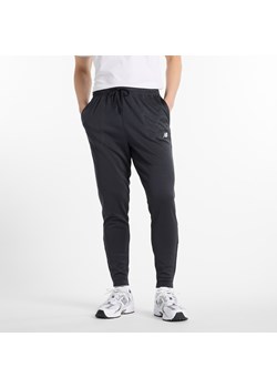 Spodnie męskie New Balance MP51905BK – czarne ze sklepu New Balance Poland w kategorii Spodnie męskie - zdjęcie 184573730