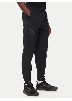 Under Armour Spodnie outdoor UA Unstoppable 1388823 Czarny Loose Fit ze sklepu MODIVO w kategorii Spodnie męskie - zdjęcie 184578974