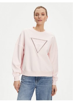 Guess Bluza W5YQ04 KC8I0 Różowy Regular Fit ze sklepu MODIVO w kategorii Bluzy damskie - zdjęcie 184580070