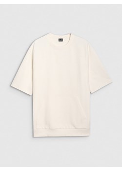 Męska bluza dresowa z krótkim rękawem bez kaptura 4F 4FRSS25TSWSM2114 - biała ze sklepu Sportstylestory.com w kategorii Bluzy męskie - zdjęcie 184596890