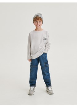 Reserved - Longsleeve oversize z nadrukiem - jasnoszary ze sklepu Reserved w kategorii T-shirty chłopięce - zdjęcie 184598304