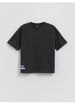 Reserved - Bawełniany t-shirt z nadrukiem - ciemnoszary ze sklepu Reserved w kategorii T-shirty chłopięce - zdjęcie 184600844