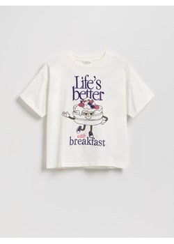 Reserved - T-shirt z haftem - złamana biel ze sklepu Reserved w kategorii Bluzki dziewczęce - zdjęcie 184600951