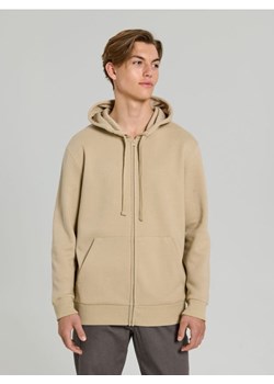 Sinsay - Rozpinana bluza z kapturem i kieszeniami - beżowy ze sklepu Sinsay w kategorii Bluzy męskie - zdjęcie 184610374