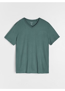 Sinsay - Koszulka basic z dekoltem w serek - zielony ze sklepu Sinsay w kategorii T-shirty męskie - zdjęcie 184610383