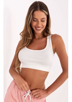 Ecru prążkowany crop top damski HG-TP-5445.47, Kolor ecru, Rozmiar S, Rue Paris ze sklepu Primodo w kategorii Bluzki damskie - zdjęcie 184614040