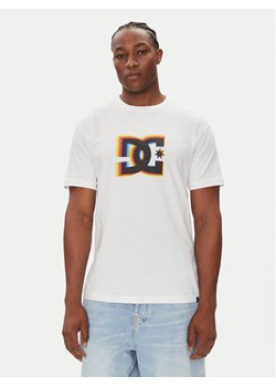 DC T-Shirt ADYZT05444 Biały Heritage Fit ze sklepu MODIVO w kategorii T-shirty męskie - zdjęcie 184615072