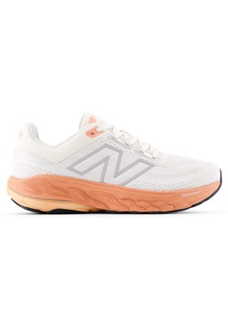 Buty damskie New Balance Fresh Foam 860 v14 – białe ze sklepu New Balance Poland w kategorii Buty sportowe damskie - zdjęcie 184616404