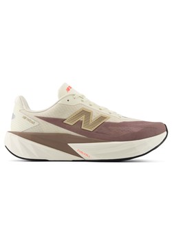 Buty męskie New Balance FuelCell Rebel v5 MFCXLY5 – beżowe ze sklepu New Balance Poland w kategorii Buty sportowe męskie - zdjęcie 184616410