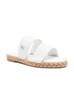 Tommy Hilfiger Skórzane klapki ze sklepu Gomez Fashion Store w kategorii Klapki damskie - zdjęcie 184618524