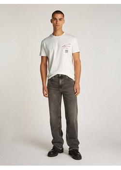 TOMMY JEANS Koszulka w kolorze białym ze sklepu Limango Polska w kategorii T-shirty męskie - zdjęcie 184627563
