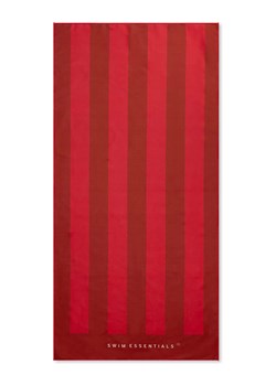 Swim Essentials Ręcznik plażowy &quot;Oh Crab&quot; w kolorze czerwonym - 135 x 65 cm ze sklepu Limango Polska w kategorii Ręczniki - zdjęcie 184628270