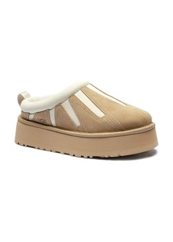 UGG Skórzane mule Tazz | z dodatkiem wełny ze sklepu Gomez Fashion Store w kategorii Kapcie damskie - zdjęcie 184630734