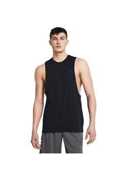 Męski top treningowy Under Armour UA LEFT CHEST CUT OFF TANK - czarny ze sklepu Sportstylestory.com w kategorii T-shirty męskie - zdjęcie 184638342