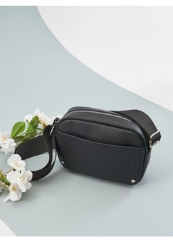 Sinsay - Torebka crossbody z imitacji skóry - czarny ze sklepu Sinsay w kategorii Listonoszki - zdjęcie 184642904