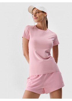 Damski t-shirt basic 4F 4FWMM00TTSHF2255 - różowy ze sklepu Sportstylestory.com w kategorii Bluzki damskie - zdjęcie 184647871