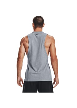Męski top treningowy Under Armour UA LEFT CHEST CUT OFF TANK - szary ze sklepu Sportstylestory.com w kategorii T-shirty męskie - zdjęcie 184648042