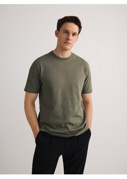 Reserved - Bawełniany t-shirt regular - oliwkowy ze sklepu Reserved w kategorii T-shirty męskie - zdjęcie 184660214
