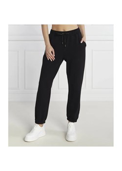 Liu Jo Sport Spodnie dresowe | Regular Fit ze sklepu Gomez Fashion Store w kategorii Spodnie damskie - zdjęcie 184663283