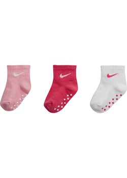 Antypoślizgowe skarpety do kostki dla niemowląt Nike (3 pary) - Wielokolorowe ze sklepu Nike poland w kategorii Skarpetki dziecięce - zdjęcie 184669760