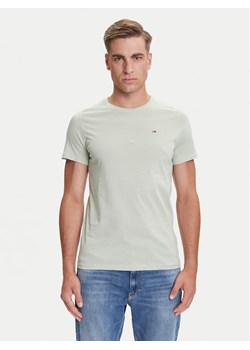 Tommy Jeans T-Shirt DM0DM04411 Zielony Slim Fit ze sklepu MODIVO w kategorii T-shirty męskie - zdjęcie 184672752
