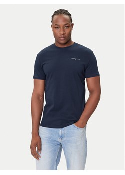 Tommy Jeans T-Shirt Linear Chest DM0DM21780 Granatowy Slim Fit ze sklepu MODIVO w kategorii T-shirty męskie - zdjęcie 184686844