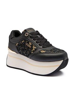 Guess Sneakersy CAMRIO8 ze sklepu Gomez Fashion Store w kategorii Buty sportowe damskie - zdjęcie 184692273