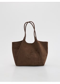 Reserved - Torebka shopper z imitacji zamszu - ciemnobrązowy ze sklepu Reserved w kategorii Torebki damskie - zdjęcie 184696572