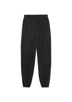 Spodnie dresowe damskie 4FWSS24TTROF642 4F ze sklepu SPORT-SHOP.pl w kategorii Spodnie damskie - zdjęcie 184698750
