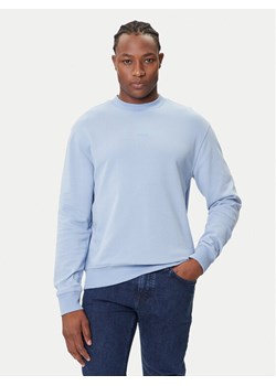 BOSS Bluza WeSmallcrew 50514541 Niebieski Relaxed Fit ze sklepu MODIVO w kategorii Bluzy męskie - zdjęcie 184701791