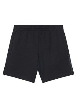 EA7 Emporio Armani Szorty sportowe 7B000040 AF10380 UC001 Czarny Regular Fit ze sklepu MODIVO w kategorii Spodenki chłopięce - zdjęcie 184706803