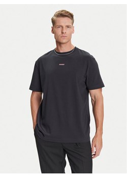 HUGO T-Shirt Split Logo 50544185 Czarny Relaxed Fit ze sklepu MODIVO w kategorii T-shirty męskie - zdjęcie 184706834