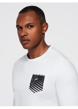 Longsleeve męski z printem w kształcie kieszonki - biały V1 OM-LSPT-0118 ze sklepu ombre w kategorii T-shirty męskie - zdjęcie 184721191