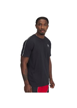 Męski t-shirt Under Armour UA Icon HWT Tee Taping - czarny ze sklepu Sportstylestory.com w kategorii T-shirty męskie - zdjęcie 184722021