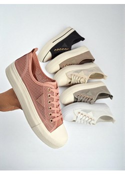 Damskie trampki Afrodyta Rosa – przewiewne różowe buty z tkaniny na lato ze sklepu royalfashion.pl w kategorii Trampki damskie - zdjęcie 184731413