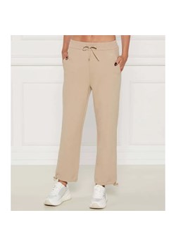 BOSS BLACK Spodnie dresowe Elapsed1 | Loose fit ze sklepu Gomez Fashion Store w kategorii Spodnie damskie - zdjęcie 184733110