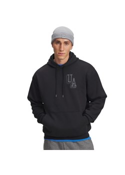 Męska bluza nierozpinana z kapturem Under Armour UA Icon Flc Graphic Top - czarna ze sklepu Sportstylestory.com w kategorii Bluzy męskie - zdjęcie 184739511