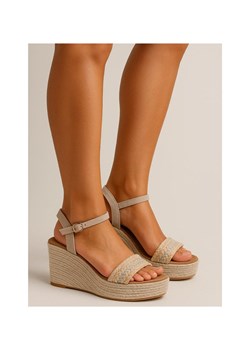 Beżowe sandały damskie na koturnie i platformie /C3-3 17931 G2/ ze sklepu Pantofelek24.pl w kategorii Espadryle damskie - zdjęcie 184750963