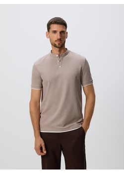 Reserved - Strukturalne polo regular fit - beżowy ze sklepu Reserved w kategorii T-shirty męskie - zdjęcie 184763143