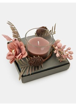 Sinsay - Świeczka zapachowa z ozdobnym wieńcem Cedar & Fig - zielony ze sklepu Sinsay w kategorii Świece i dyfuzory - zdjęcie 184764384