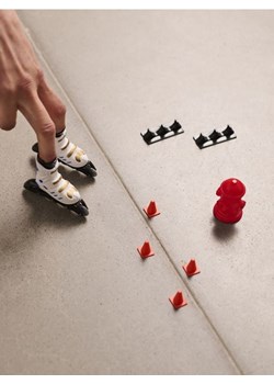 Sinsay - Finger skating – zestaw z rolkami na palce - biały ze sklepu Sinsay w kategorii Zabawki - zdjęcie 184784332