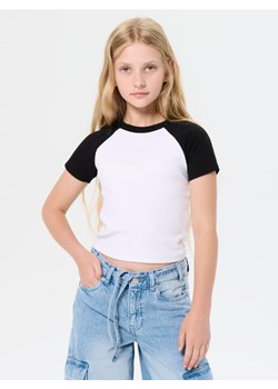 Sinsay - Koszulka z prążkowanej dzianiny - biały ze sklepu Sinsay w kategorii T-shirty chłopięce - zdjęcie 184799362